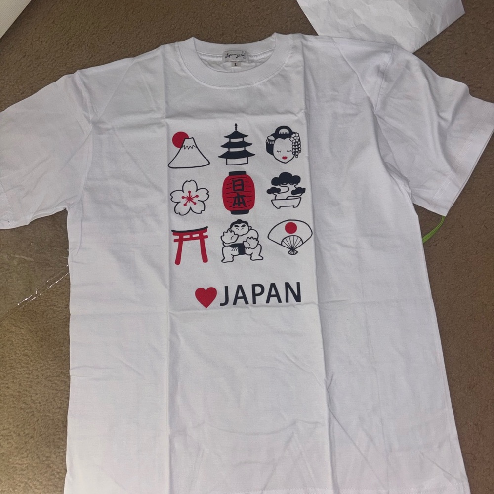White Japan Graphic  T-Shirt